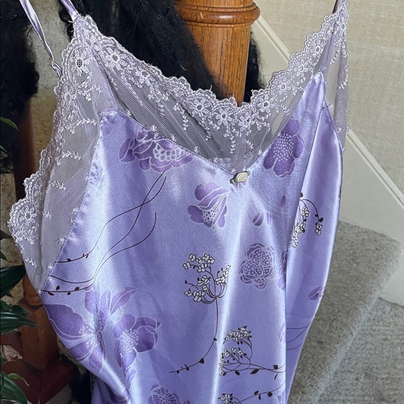 Maidenform Lavender Floral Chemise - Picture 4 of 10
